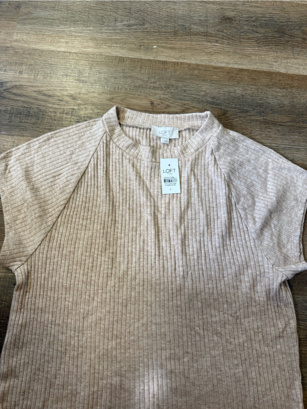 NWT LOFT Ribbed Tee - Picture 4 of 4